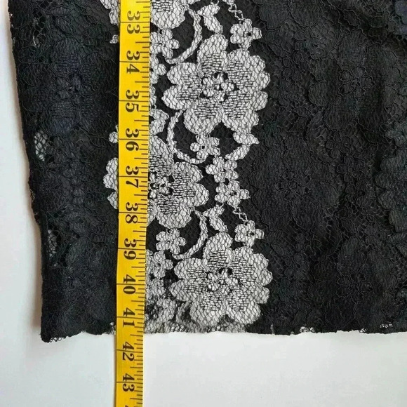 Betsey Johnson Black & Gray Cap Sleeve Sheath Midi Lace Dress - Sz 10 - Picture 7 of 10